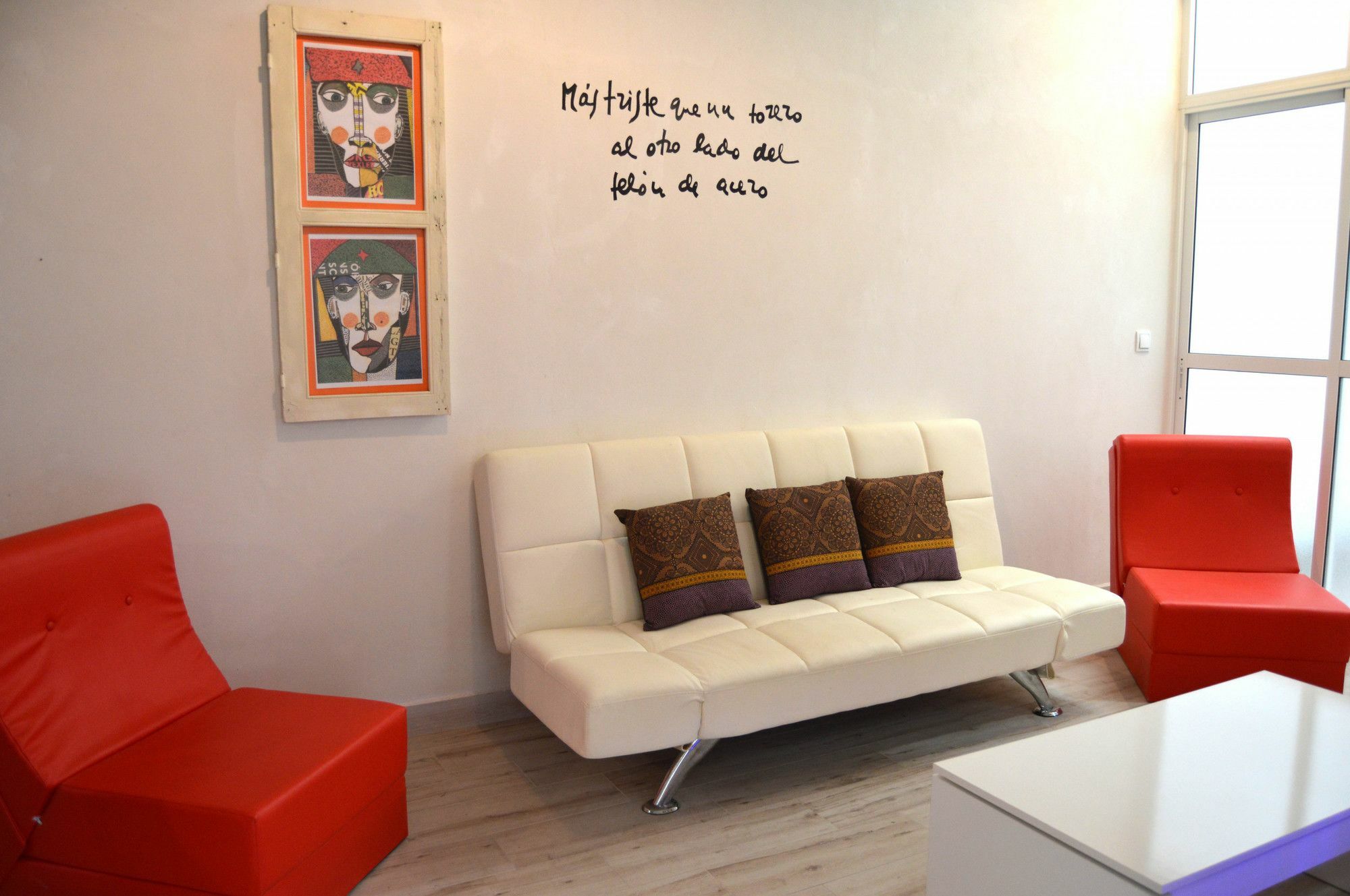 Apartamento 19 Dias Y Muchas Noches 카디스 외부 사진
