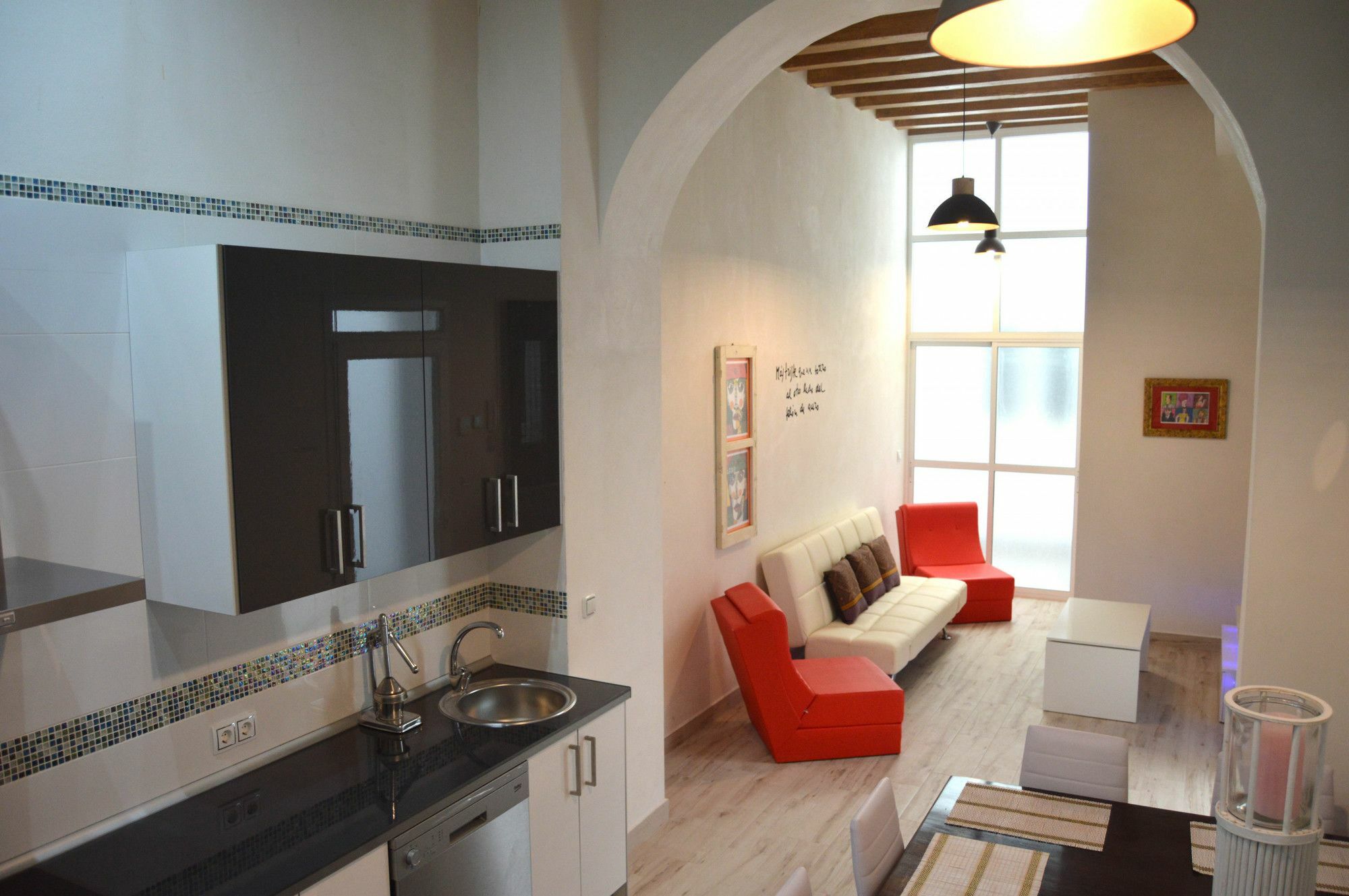 Apartamento 19 Dias Y Muchas Noches 카디스 외부 사진